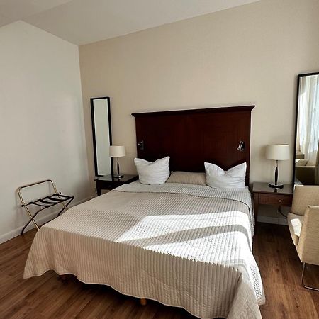 Park Apart Hotel Gatower Str. Берлин Екстериор снимка
